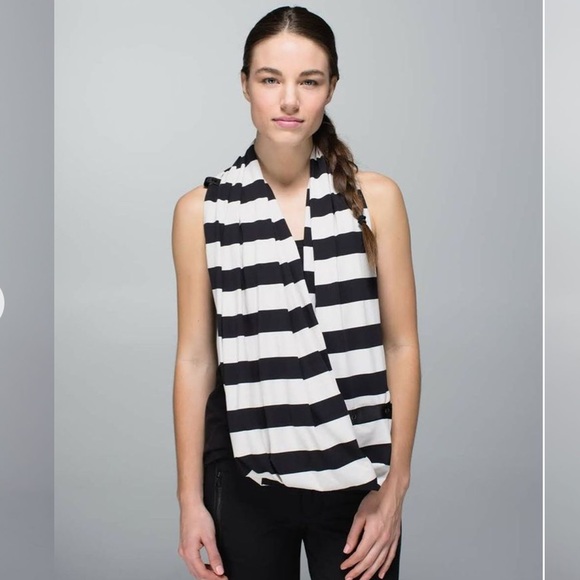 Lululemon Vinyasa Scarf *Rulu Light in Bold Stripe - Picture 1 of 12